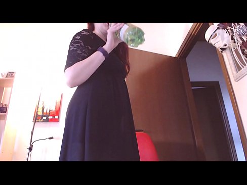 ❤️ Pokorna sužnja, ki obožuje umazane in sočne spodnjice, je po ogledu tega videa prisiljena masturbirati! ❤️❌ Porno na sl.elitemangas.top